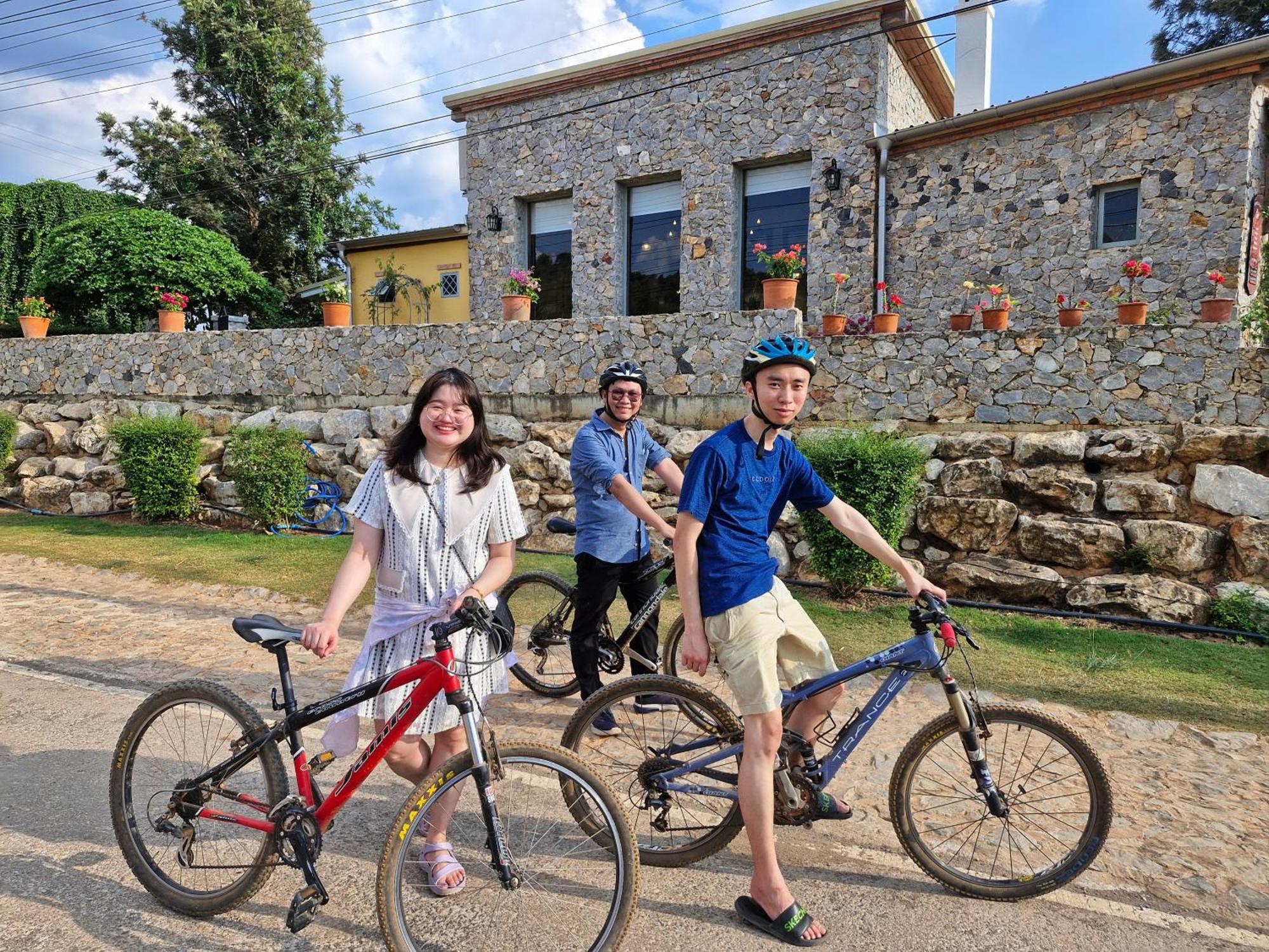 Biciclette Hotel Khaoyai บ้านบุ่งเตย ภายนอก รูปภาพ
